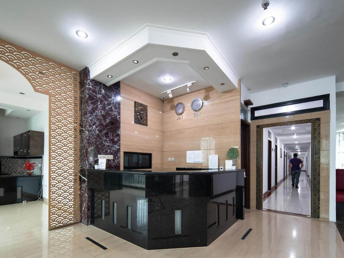 Cove Taman Aparthotel Jakarta Exterior photo